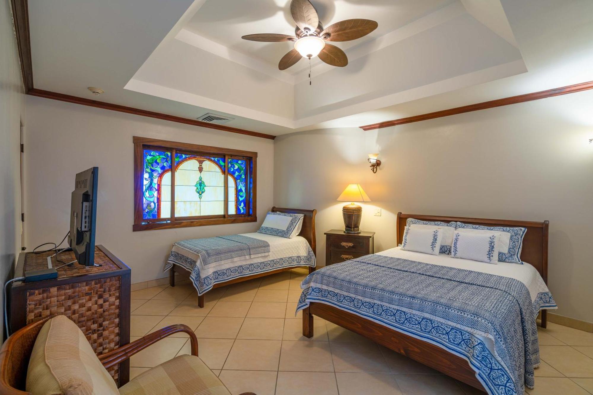 Pacifico Colonial Condominiums Manuel Antonio Εξωτερικό φωτογραφία